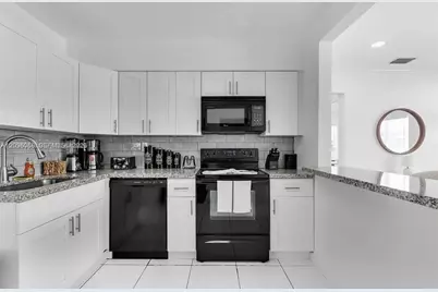 6445 SW 22nd Ct, Miramar, FL 33023 - Photo 6