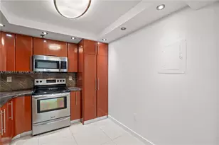 210 174th St, Sunny Isles Beach, FL 33160 - Photo 20