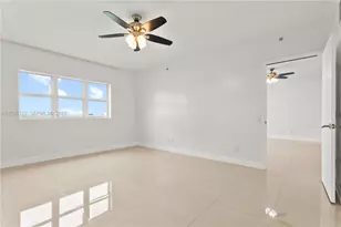 14951 Royal Oaks Ln, North Miami, FL 33181 - Photo 22