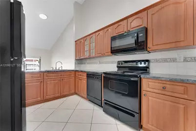 14725 SW 60th Ter, Miami, FL 33193 - Photo 4