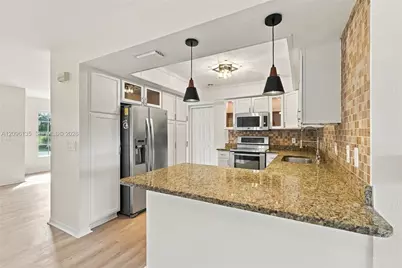 [Address not provided], Cape Coral, FL 33991 - Photo 2