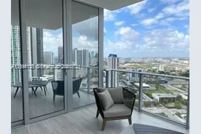 851 NE 1st Ave #2806, Miami, FL 33132 - Photo 1