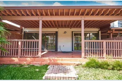 347 Leslie Dr, Hallandale Beach, FL 33009 - Photo 4