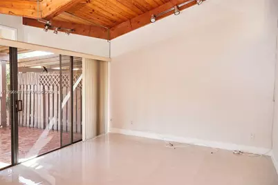 347 Leslie Dr, Hallandale Beach, FL 33009 - Photo 10