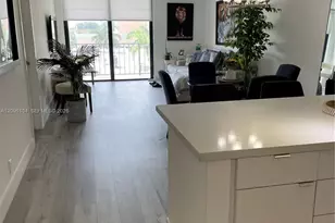 2625 Collins Ave, Miami Beach, FL 33140 - Photo 10