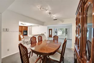 1731 NW 86th Ave, Pembroke Pines, FL 33024 - Photo 20