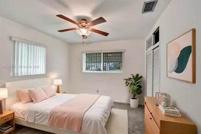 1731 NW 86th Ave, Pembroke Pines, FL 33024 - Photo 28