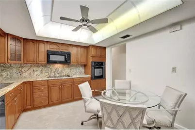 1731 NW 86th Ave, Pembroke Pines, FL 33024 - Photo 10