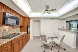 1731 NW 86th Ave, Pembroke Pines, FL 33024 - Photo 8