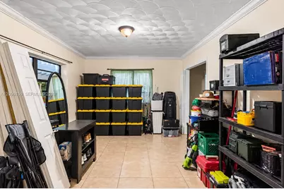 710 NE 142nd St, North Miami, FL 33161 - Photo 16