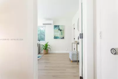 735 NE 15th St #1, Fort Lauderdale, FL 33304 - Photo 18