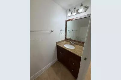 2375 W 74th St #105-6, Hialeah, FL 33016 - Photo 24