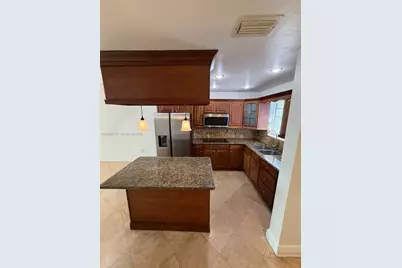 2375 W 74th St #105-6, Hialeah, FL 33016 - Photo 6