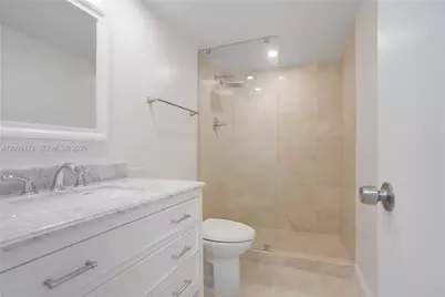 5101 Collins Ave #14C, Miami Beach, FL 33140 - Photo 6