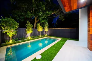 925 SW 10th Ave, Miami, FL 33130 - Photo 38