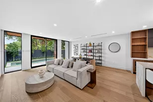 925 SW 10th Ave, Miami, FL 33130 - Photo 14