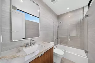 925 SW 10th Ave, Miami, FL 33130 - Photo 24
