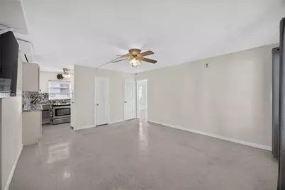 3212 NE 7th Pl #12, Pompano Beach, FL 33062 - Photo 2