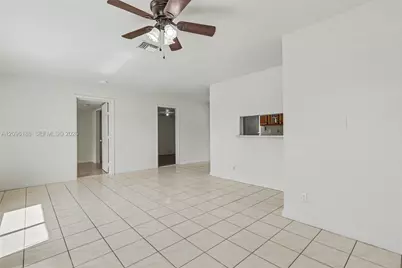 6201 NW 9th Ct, Margate, FL 33063 - Photo 14