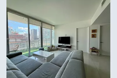 92 SW 3rd St #1104, Miami, FL 33130 - Photo 4
