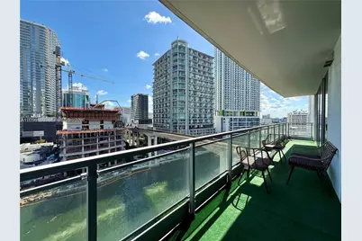 92 SW 3rd St #1104, Miami, FL 33130 - Photo 12