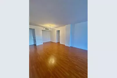 3475 N Country Club Dr #601, Aventura, FL 33180 - Photo 4