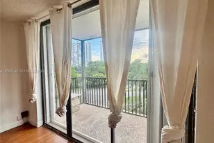3475 N Country Club Dr, Aventura, FL 33180 - Photo 2