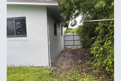 3720 SW 32nd St, Hollywood, FL 33023 - Photo 18