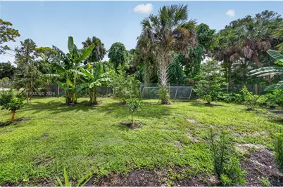 2960 30th Ave SE, Naples, FL 34117 - Photo 32