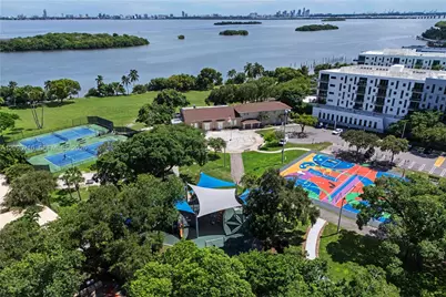 696 NE 67th St, Miami, FL 33138 - Photo 2