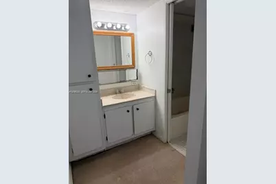 17021 N Bay Rd #521, Sunny Isles Beach, FL 33160 - Photo 12