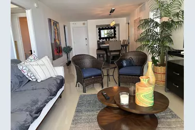 5701 Collins Ave #912, Miami Beach, FL 33140 - Photo 6