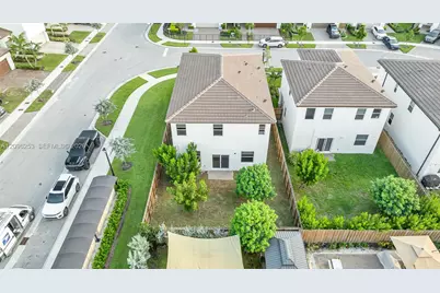 2479 SE 24th Dr, Homestead, FL 33035 - Photo 12