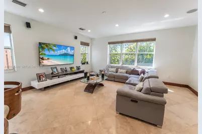 11530 NW 82nd Ter, Doral, FL 33178 - Photo 16