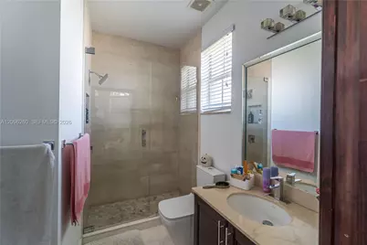 11530 NW 82nd Ter, Doral, FL 33178 - Photo 32