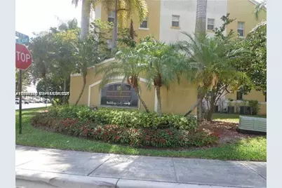720 SW 111th Ave #207, Pembroke Pines, FL 33025 - Photo 2