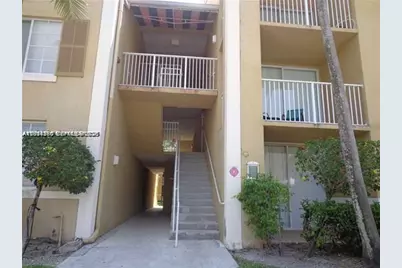 720 SW 111th Ave #207, Pembroke Pines, FL 33025 - Photo 4