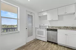 4700 Washington St, Hollywood, FL 33021 - Photo 8