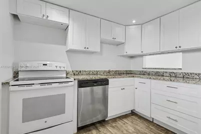 4700 Washington St #502, Hollywood, FL 33021 - Photo 6