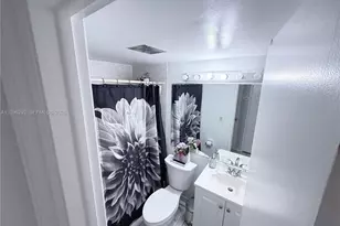 4311 Crystal Lake Dr, Deerfield Beach, FL 33064 - Photo 26