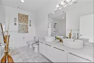 888 Biscayne Blvd, Miami, FL 33132 - Photo 16
