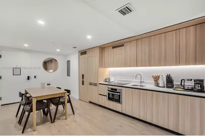225 N Miami Ave #504, Miami, FL 33128 - Photo 8