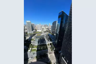45 SW 9th St #3709, Miami, FL 33130 - Photo 2