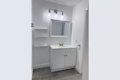 19055 NW 62nd Ave #111, Hialeah, FL 33015 - Photo 16