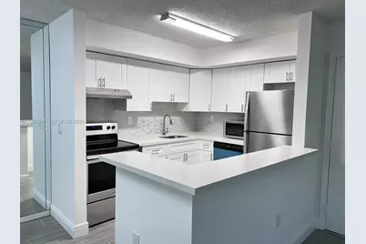 19055 NW 62nd Ave #111, Hialeah, FL 33015 - Photo 2