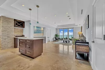 5701 Collins Ave #PH14, Miami Beach, FL 33140 - Photo 10