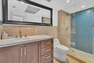 5701 Collins Ave #PH14, Miami Beach, FL 33140 - Photo 18