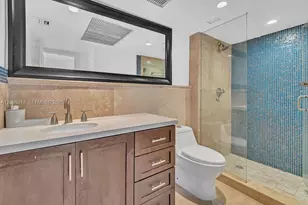5701 Collins Ave, Miami Beach, FL 33140 - Photo 18