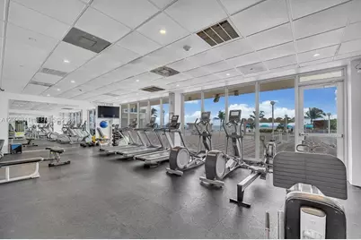 5701 Collins Ave #PH14, Miami Beach, FL 33140 - Photo 34