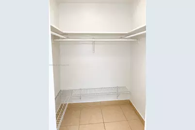 6850 W 14th Ct #B15, Hialeah, FL 33014 - Photo 10